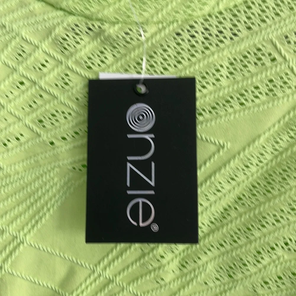 Onzie crop top size S/M - lime green - Picture 7 of 14